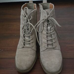 Lucky Brand Tan Suede‎ Ankle Boots